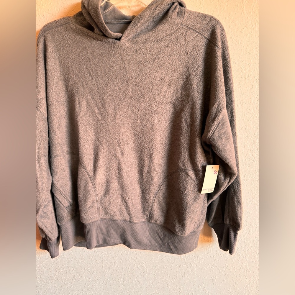 So women’s gray hoodie nwt size large